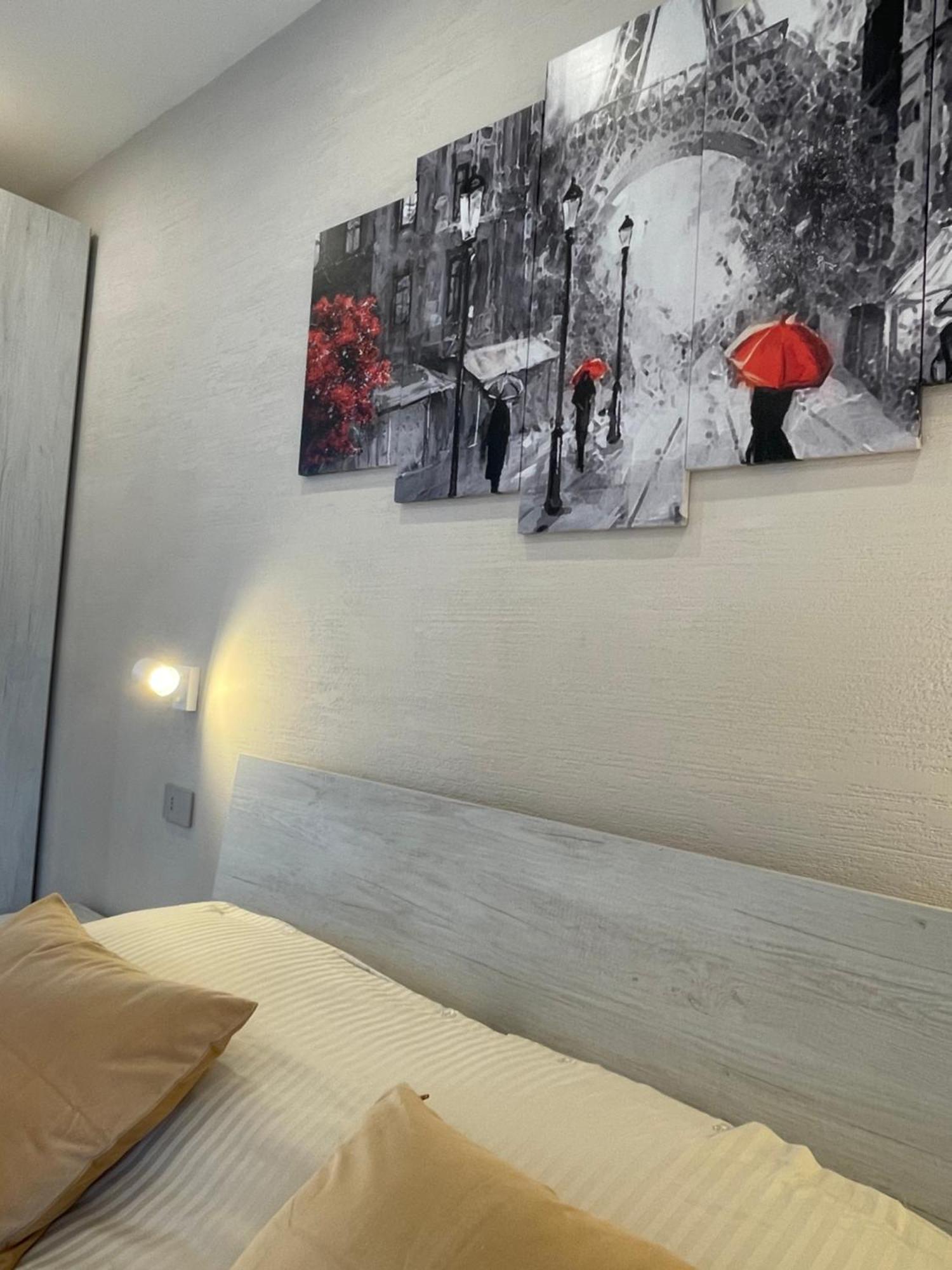 Ro&Ro Napoli Luxury Rooms Екстер'єр фото